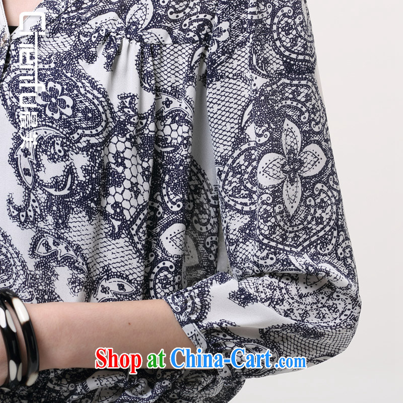 Early morning would be 2015 and the Korean version of the new product is the XL female stamp 7 snow cuff woven backing stylish V collar waist, long, high-end gray 4 XL recommendations 165 - 180 jack, morning, and shopping on the Internet