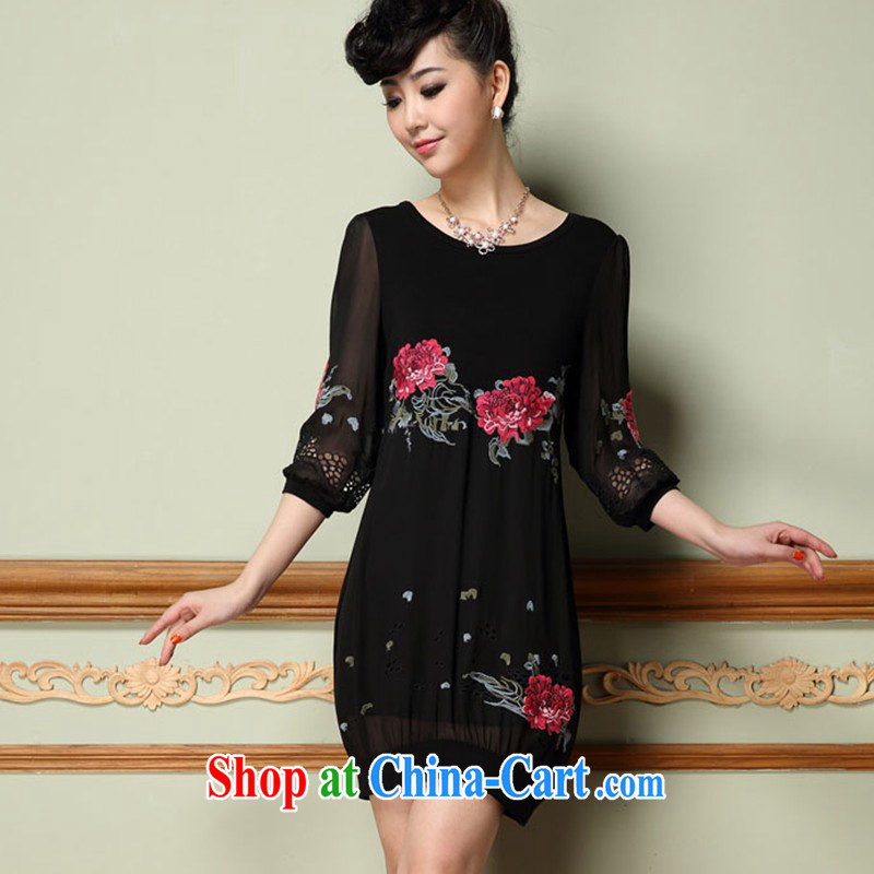 Optimize 100, 2014 summer new women with larger female snow-woven dresses summer maximum code skirt embroidery graphics thin Korean version 7 sub-sleeved black 4XL