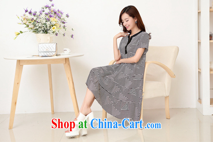 The US, the 4 XL new summer maximum code female graphics thin Korean thick sister relaxed dress MJ 169 black XXXXL pictures, price, brand platters! Elections are good character, the national distribution, so why buy now enjoy more preferential! Health