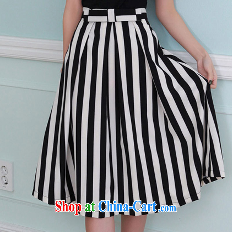 Land is still the Yi 2015 spring and summer, the Korean version of the greater code dress classic black-and-white vertical stripes graphics thin elegant body long skirt striped aprons 98,356 black streaks XXXXL, land is still the garment, and shopping on the Internet