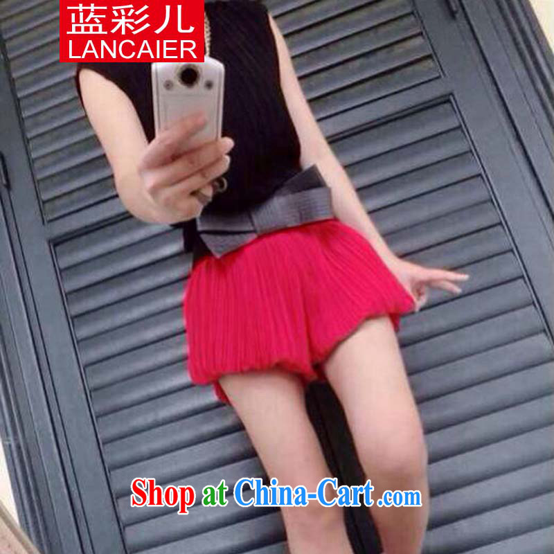 Blue Colored children Korean lady aura pinch bowtie shaggy shorts Kit black T-shirt + red trousers are code