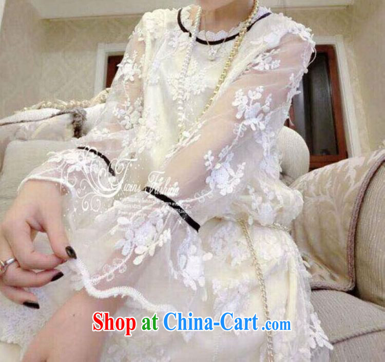 The sum 2015 spring and summer, Korea's version of the greater, women with small fragrant wind fairy Web yarn lace dresses thick MM graphics thin 200 jack is wearing a white XXXL pictures, price, brand platters! Elections are good character, the national distribution, so why buy now enjoy more preferential! Health