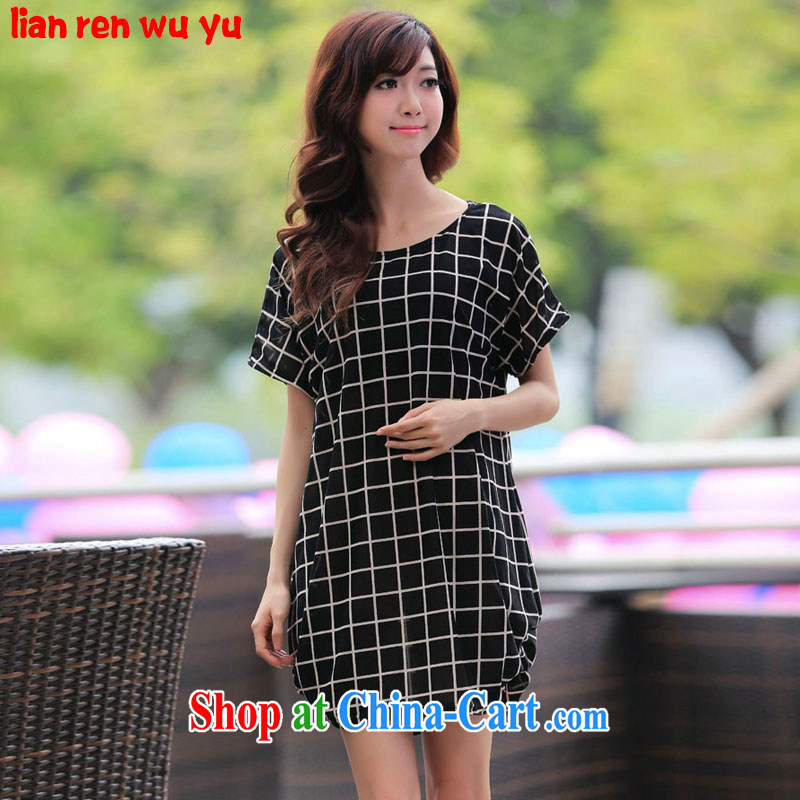 2015 LRWY larger female new summer and indeed intensify plaid short-sleeved dress ultra-liberal middle-aged older fat lady with thick mother black are code _suitable for 90 jack - 160 catties MM_