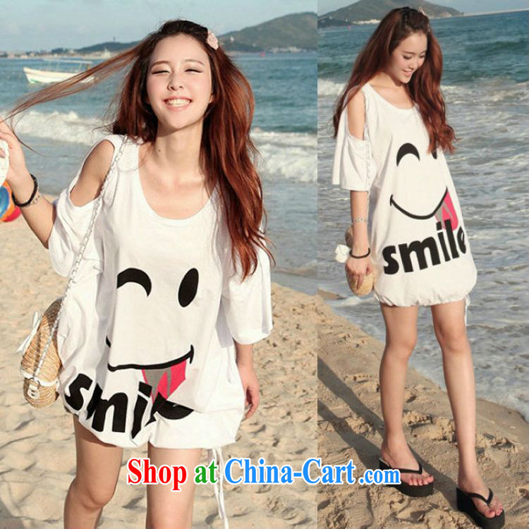 Flexible early summer stylish Korean version the code thick MM T-shirt sexy bare shoulders lovely smiley face stamp T pension 200 jack can be seen wearing a white are code pictures, price, brand platters! Elections are good character, the national distribution, so why buy now enjoy more preferential! Health