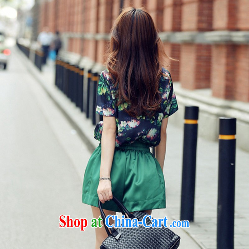 Ms Elsie Leung, politically 2015 Summer in Europe and the Code's new emphasis on MM stylish short-sleeve T shirts shorts snow woven two-piece lounge suite green. L poetry politically, shopping on the Internet